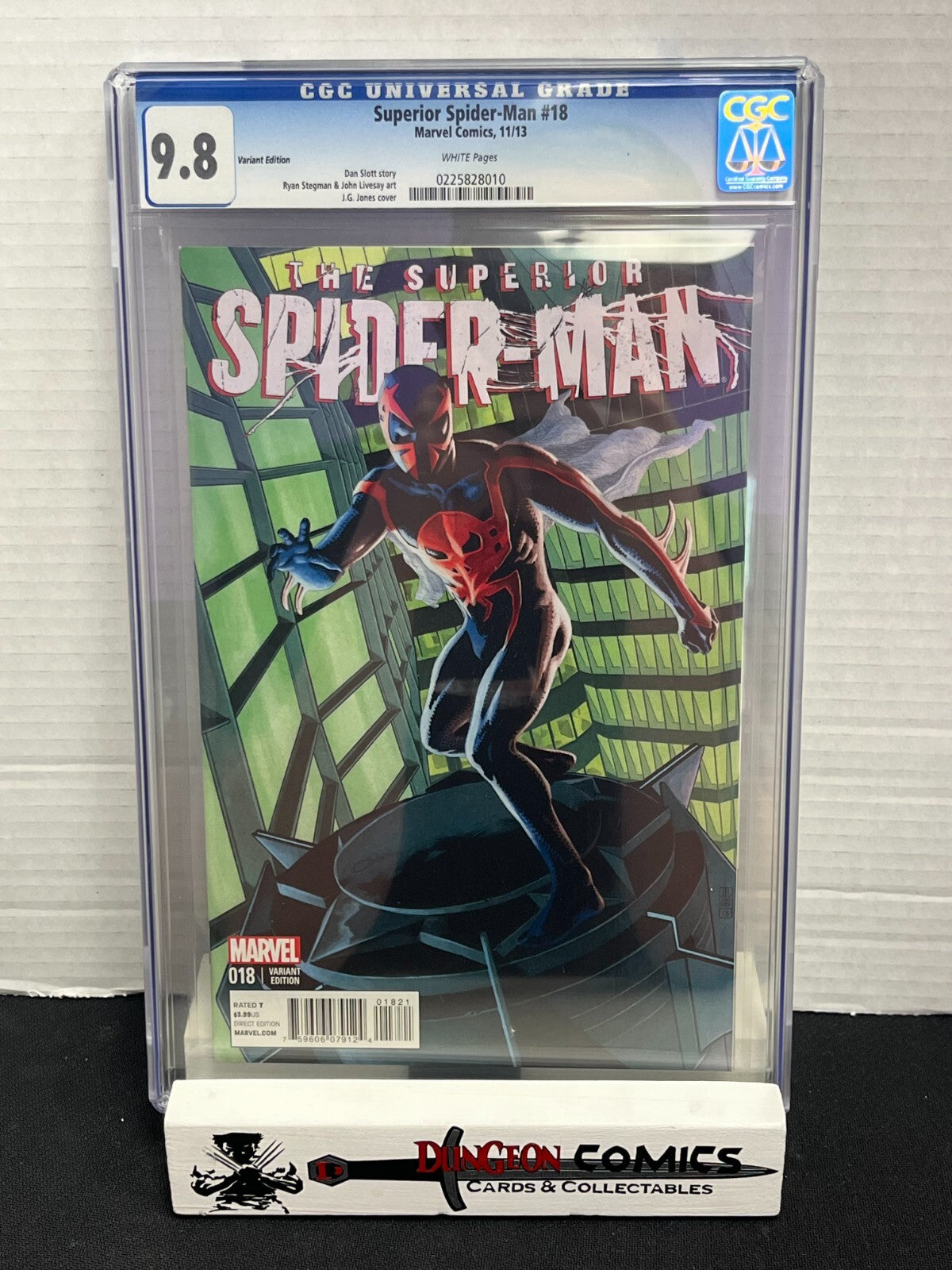 Superior Spider-Man # 18 Variant Cover CGC 9.8 2013 [GC34]